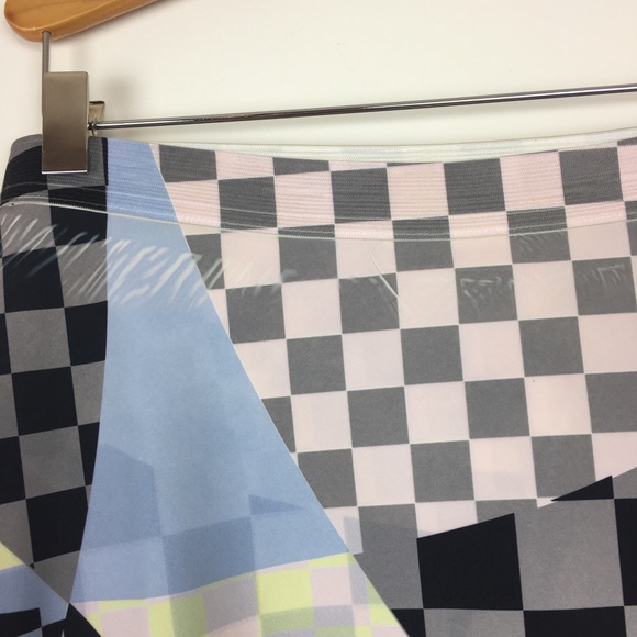 TROSMAN abstract checkerboard skater skirt SZ 2 - Picture 5 of 8